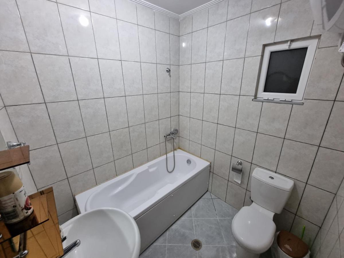 City Center Apartment 1 ซารานเดอ ภายนอก รูปภาพ